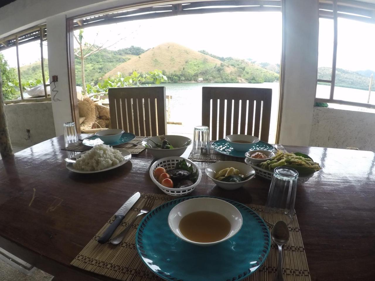 Borac Bay Bungalows Hotel And Resort Extérieur photo