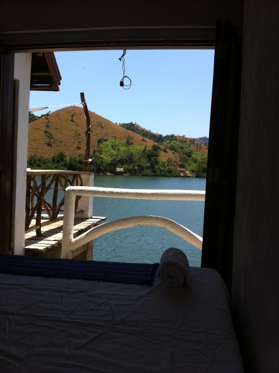 Borac Bay Bungalows Hotel And Resort Extérieur photo