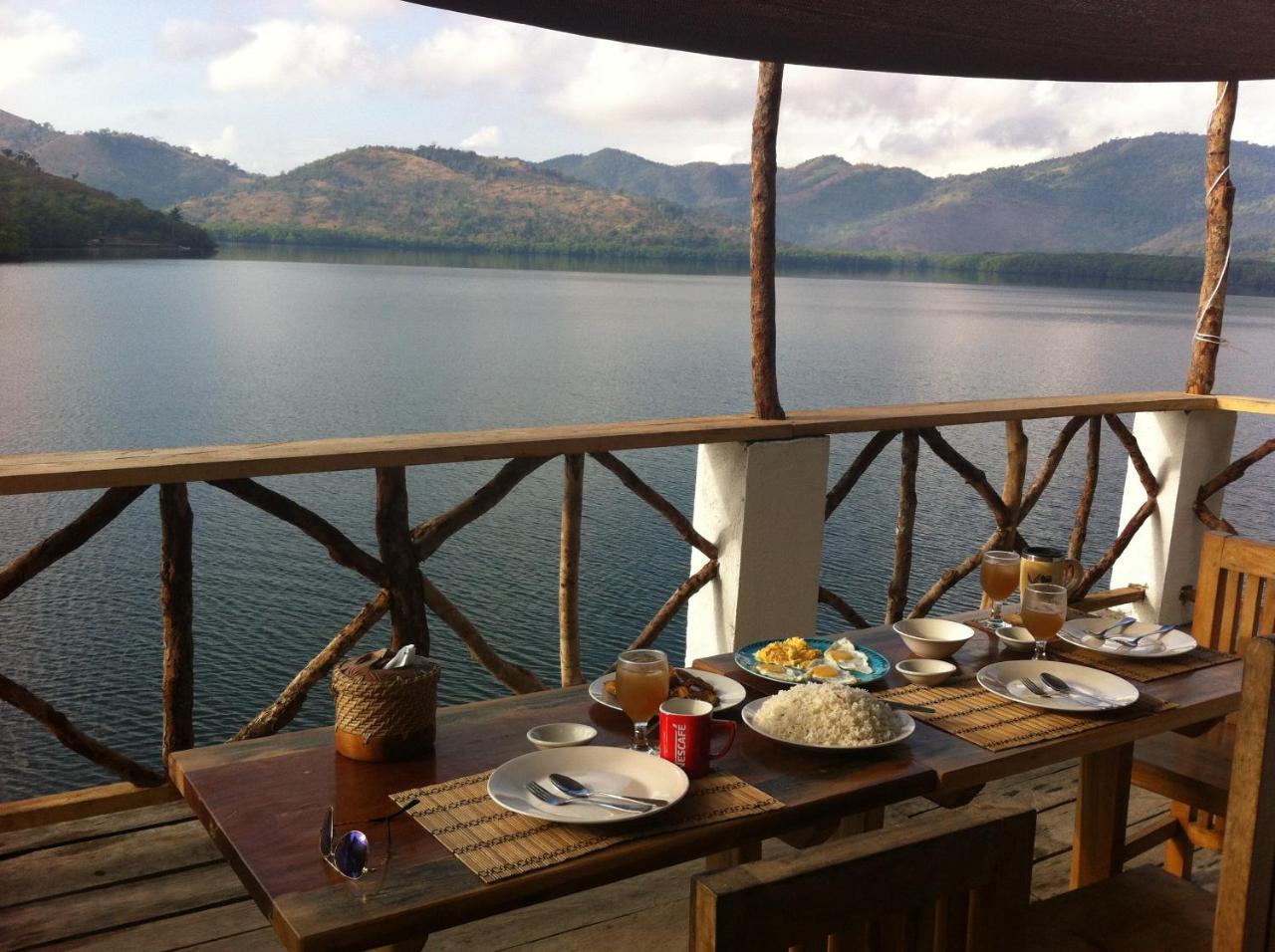 Borac Bay Bungalows Hotel And Resort Extérieur photo