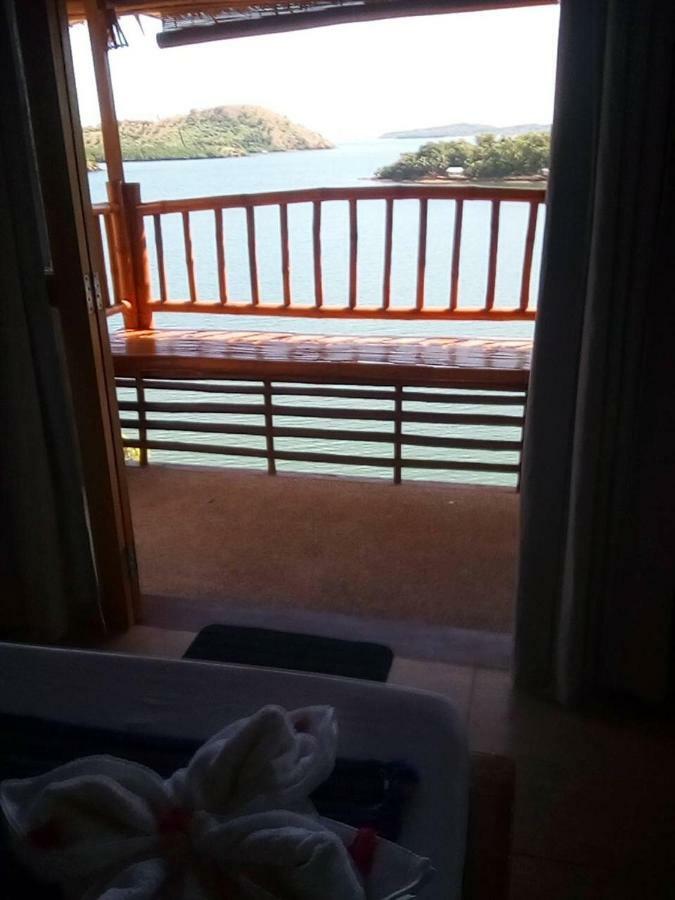 Borac Bay Bungalows Hotel And Resort Extérieur photo
